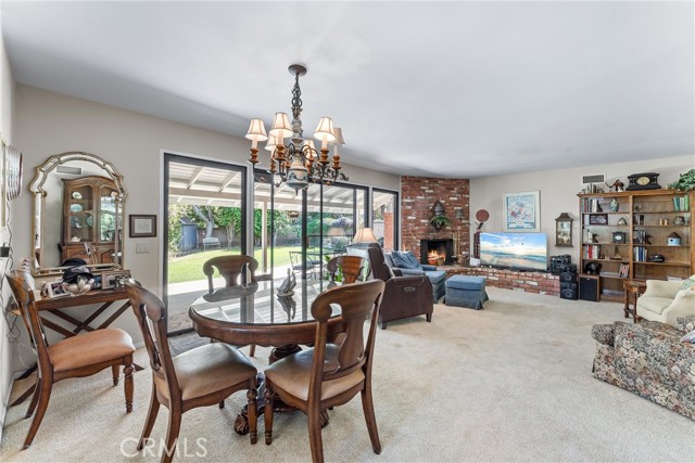 19302 Maynard Way, North Tustin CA: https://media.crmls.org/medias/d9ea1137-0bf5-4839-a137-e680fb7b2dc3.jpg