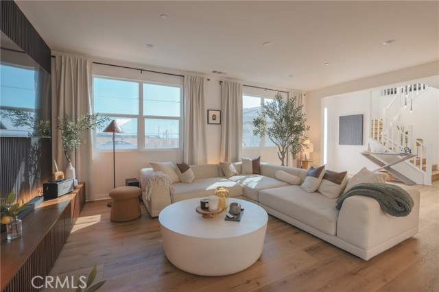 Detail Gallery Image 5 of 27 For 15818 Caterpillar Dr, Fontana,  CA 92336 - 4 Beds | 3 Baths