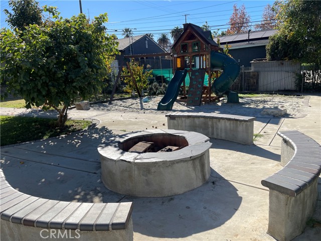 Detail Gallery Image 20 of 28 For 1188 W Cypress Ave, Redlands,  CA 92373 - 2 Beds | 1 Baths