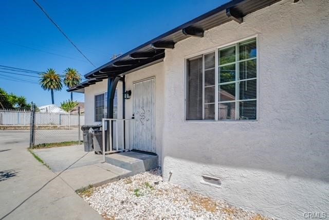 Image 3 for 8811 Baring Cross St, Los Angeles, CA 90044