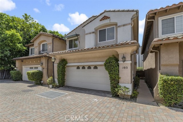 Detail Gallery Image 17 of 18 For 14526 Weddington St #103,  Sherman Oaks,  CA 91411 - 3 Beds | 3 Baths
