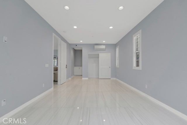 Image 20 of 62 For 18348 Cachet