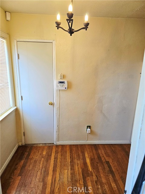 Detail Gallery Image 6 of 17 For 74706 Sunset Dr, Twentynine Palms,  CA 92277 - 2 Beds | 1 Baths