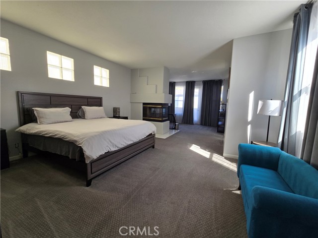 624 Goldenwest Street, Huntington Beach CA: https://media.crmls.org/medias/d9edb6f4-7901-494a-a7cf-8bef2cdc0a80.jpg