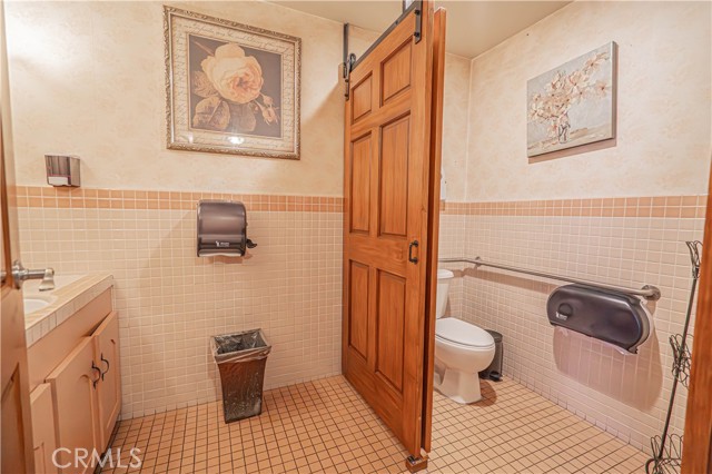  Commercial for Sale in Palmdale, California