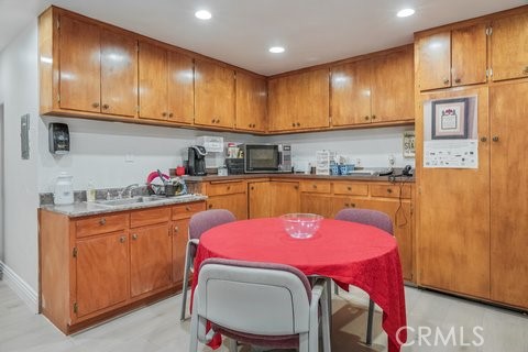 10850 Atlantic Avenue, Lynwood, California 90262, ,Commercial Lease,For Rent,10850 Atlantic Avenue,CRRS25003062