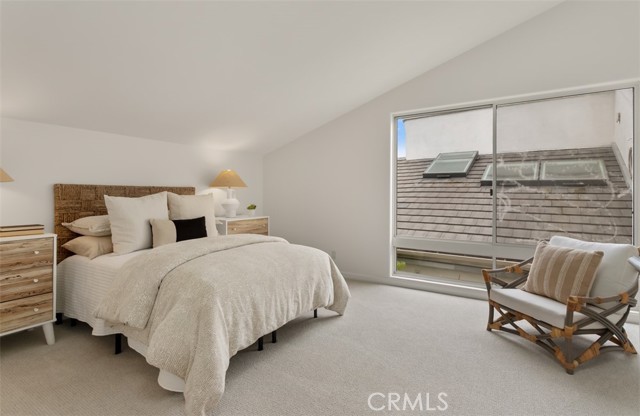 16201 Santa Barbara Lane, Huntington Beach CA: https://media.crmls.org/medias/d9ee7aee-8438-4b3c-8f58-7bec44f7aa3f.jpg