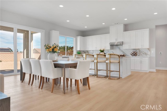 12958 Davona Dale Road Road, Apple Valley CA: https://media.crmls.org/medias/d9ef8a2d-0425-477f-942e-b7e7c42f645f.jpg