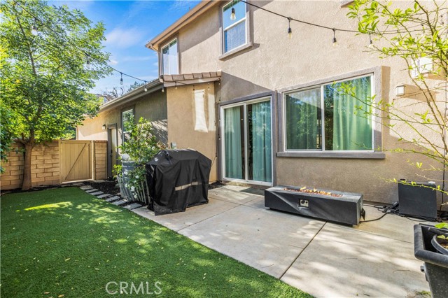 Detail Gallery Image 46 of 60 For 24106 Village Cir, Valencia,  CA 91354 - 4 Beds | 3 Baths