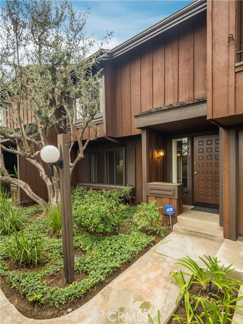 Detail Gallery Image 2 of 30 For 1637 Westmont, San Pedro,  CA 90732 - 3 Beds | 2/1 Baths