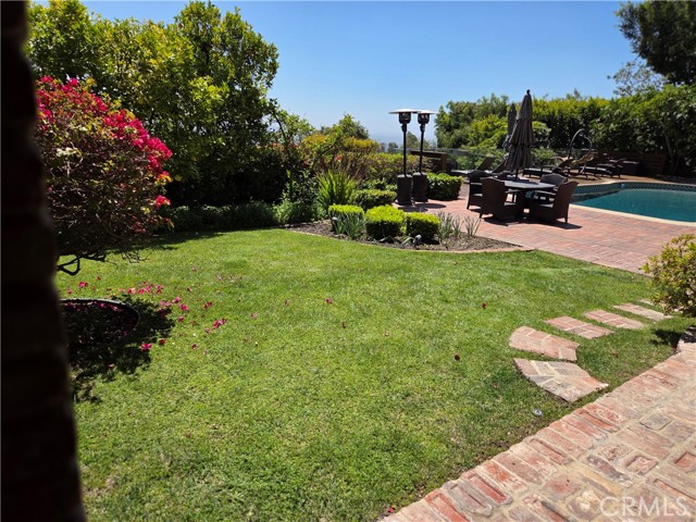 Detail Gallery Image 10 of 25 For 1100 Bel Air Pl, Bel Air,  CA 90077 - 6 Beds | 7/1 Baths