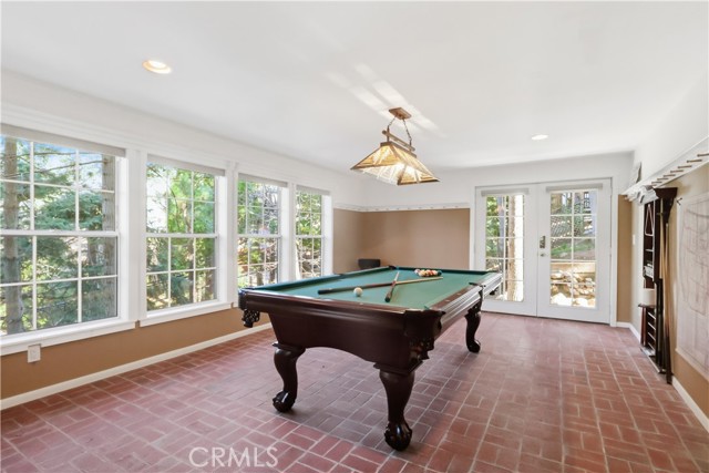 Detail Gallery Image 25 of 72 For 174 Golf Course Rd, Lake Arrowhead,  CA 92352 - 4 Beds | 3/1 Baths