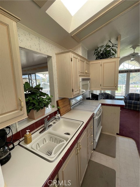 Detail Gallery Image 10 of 27 For 70200 Dillon Rd #571,  Desert Hot Springs,  CA 92241 - 1 Beds | 1 Baths