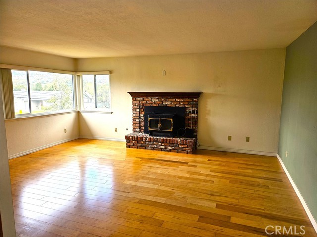 Detail Gallery Image 8 of 21 For 860 N 12th St, Grover Beach,  CA 93433 - 3 Beds | 2/1 Baths
