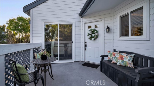 Detail Gallery Image 3 of 42 For 125 Briarglen, Irvine,  CA 92614 - 1 Beds | 1 Baths