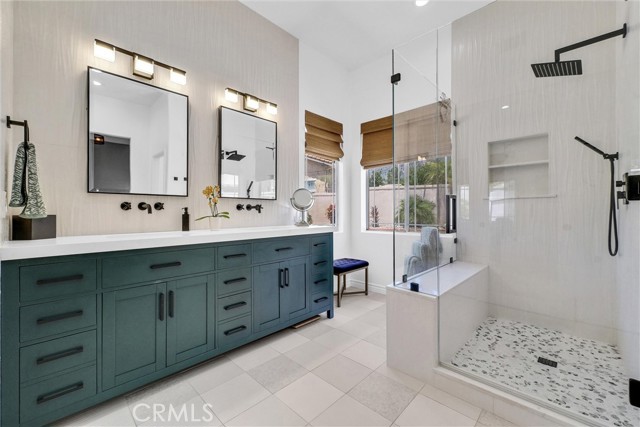 5520 Meadowbrook Court, Rancho Cucamonga CA: https://media.crmls.org/medias/d9f405eb-e22a-49a4-8ef9-6778718f94b4.jpg
