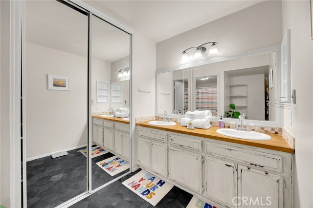 Detail Gallery Image 12 of 25 For 7304 Quill Dr. #182,  Downey,  CA 90242 - 2 Beds | 2 Baths