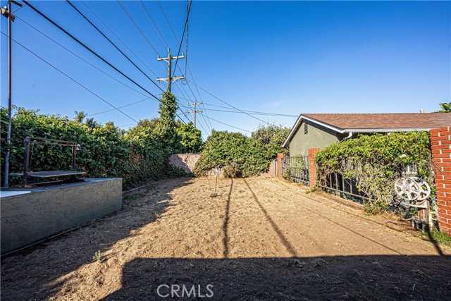 Detail Gallery Image 13 of 65 For 341 Capitol Dr, Santa Maria,  CA 93454 - 3 Beds | 2/1 Baths