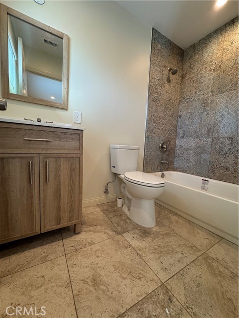 11316 White Oak Ave, Granada Hills CA: https://media.crmls.org/medias/d9f7f875-1050-4991-ba24-a78840fad7e4.jpg