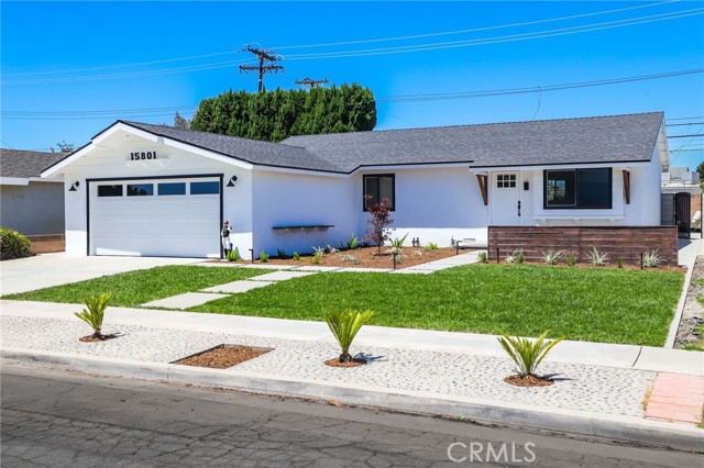 Detail Gallery Image 31 of 33 For 15801 Carrie Ln, Huntington Beach,  CA 92647 - 3 Beds | 2 Baths