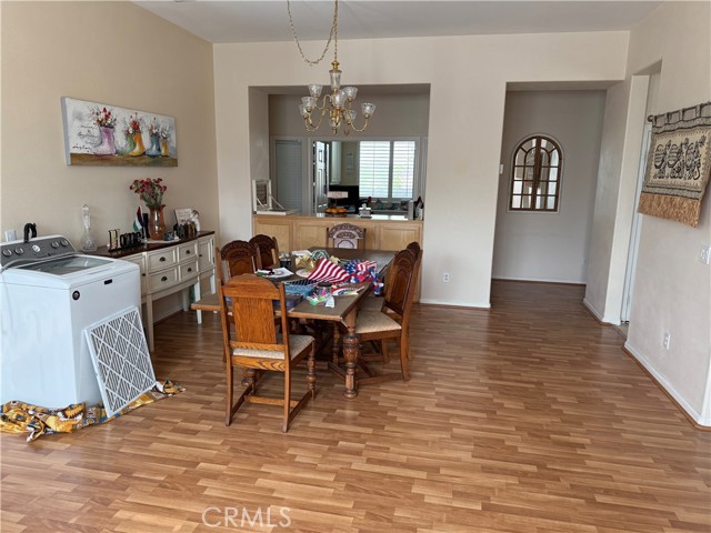 Detail Gallery Image 8 of 21 For 9216 Pioneer Ln, Corona,  CA 92883 - 2 Beds | 2 Baths