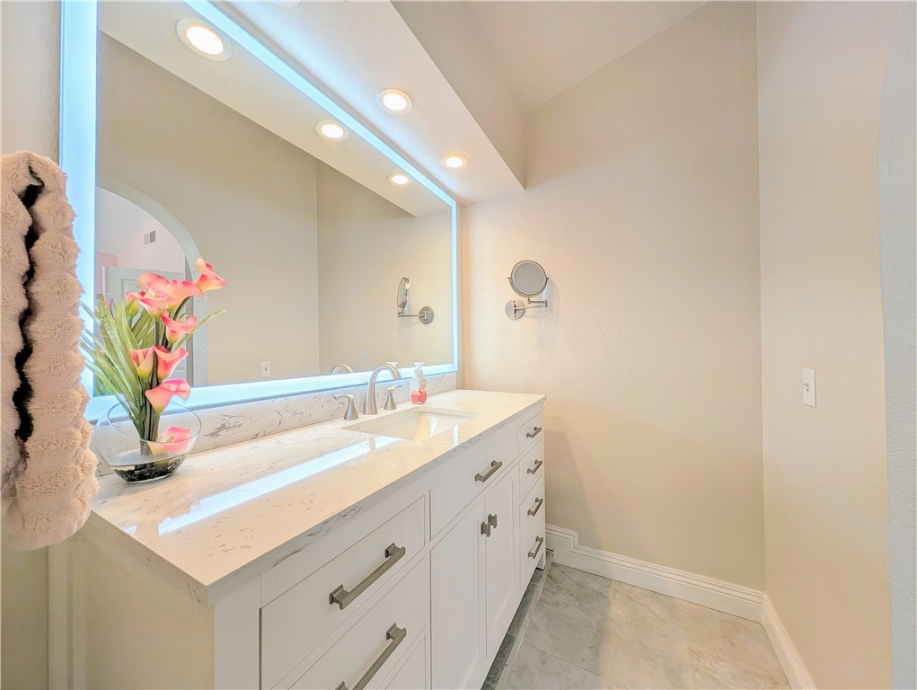 Detail Gallery Image 34 of 59 For 1738 Cambridge Cir, Redlands,  CA 92374 - 3 Beds | 2/1 Baths
