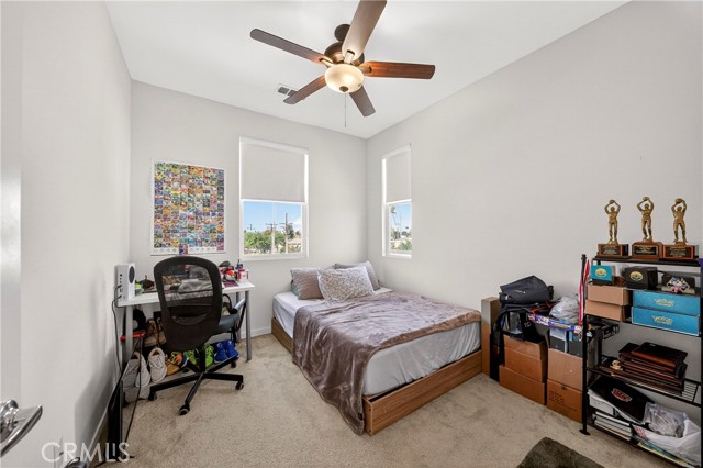 Detail Gallery Image 18 of 23 For 390 N Bellarose Way, Anaheim,  CA 92805 - 3 Beds | 2/1 Baths