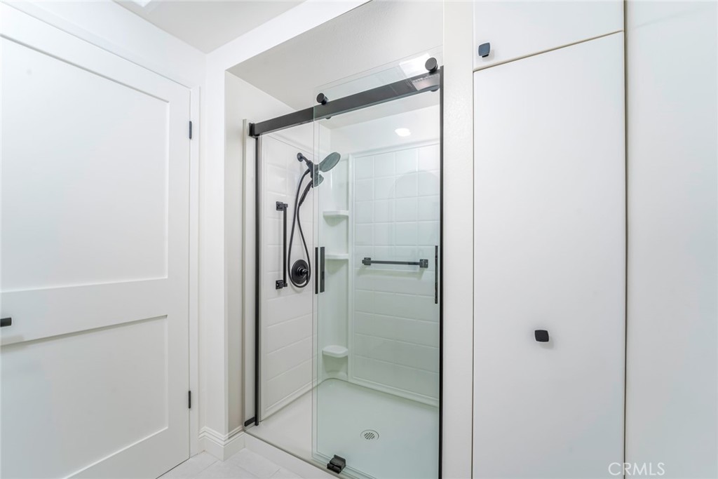 MLS #OC25255577 image #13