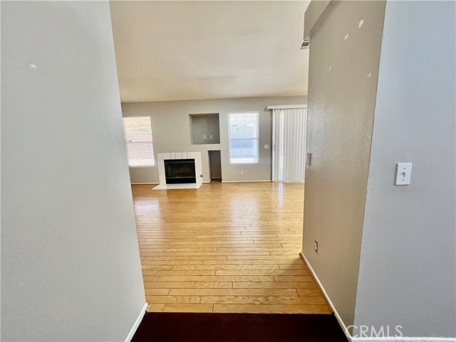 13633 Bentwood Street, Hesperia CA: https://media.crmls.org/medias/d9fa8c04-4014-47da-9662-72d6ce34538e.jpg