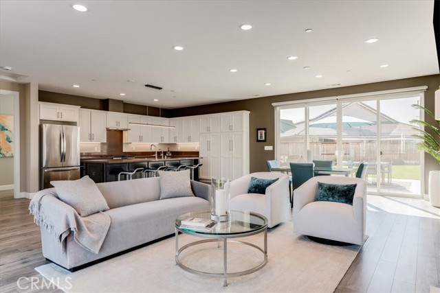 Detail Gallery Image 14 of 42 For 686 Prosecco Ln, Paso Robles,  CA 93446 - 3 Beds | 2 Baths