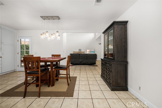 Image 2 of 55 For 590 Espanita