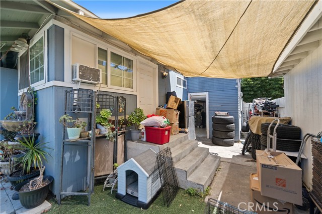 Image 6 of 60 For 930 Birch Street