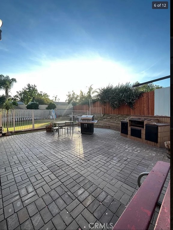 Detail Gallery Image 3 of 5 For 977 Mellon Ct, Colton,  CA 92324 - 3 Beds | 2/1 Baths