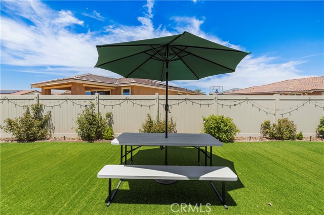5025 W Avenue J6, Lancaster CA: https://media.crmls.org/medias/d9fb3528-74a0-4cc9-a1d8-bf087ad9e597.jpg
