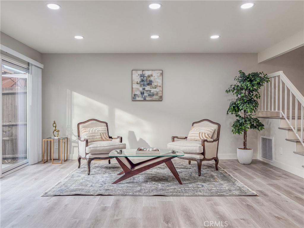 12302 Runnymede Street #4