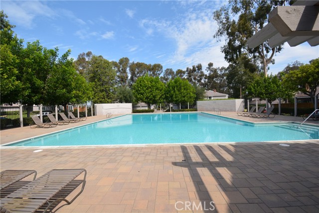 Detail Gallery Image 32 of 35 For 6543 E Camino Vista #2,  Anaheim Hills,  CA 92807 - 3 Beds | 2/1 Baths