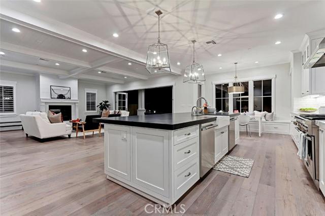 1400 21st Street, Manhattan Beach, California 90266, 5 Bedrooms Bedrooms, ,2 BathroomsBathrooms,Residential,Sold,21st,SB16198093