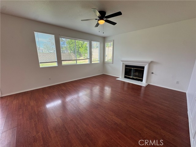 Detail Gallery Image 14 of 57 For 22219 Trinity Pl, Saugus,  CA 91390 - 5 Beds | 3 Baths