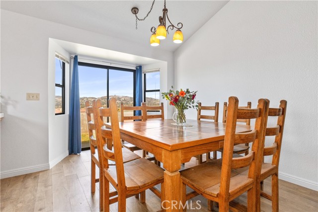 Detail Gallery Image 15 of 44 For 207 Quarterhorse, Paso Robles,  CA 93446 - 3 Beds | 2 Baths