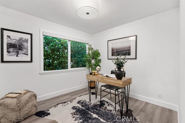 210 Collins Avenue, Newport Beach CA: https://media.crmls.org/medias/d9fc7247-05d2-414c-b4cb-126937e08b76.jpg