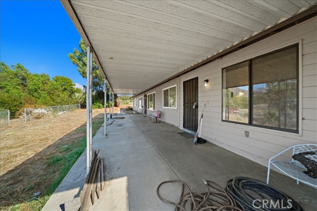 31919 FLORIDA Avenue, Mentone CA: https://media.crmls.org/medias/d9fccf13-267f-444b-8583-9d685b769b4a.jpg