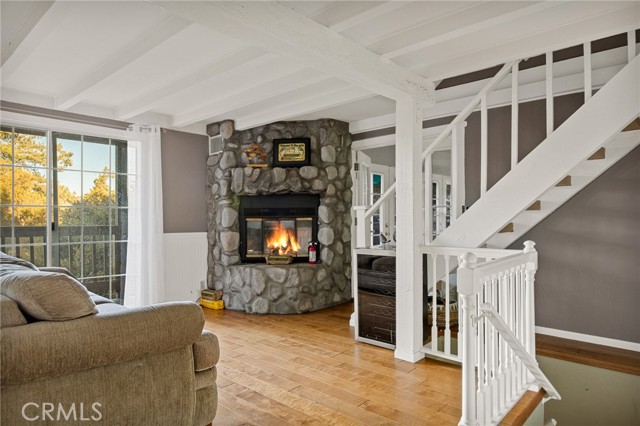 Detail Gallery Image 1 of 32 For 475 Woodsey Rd, Crestline,  CA 92325 - 3 Beds | 2 Baths