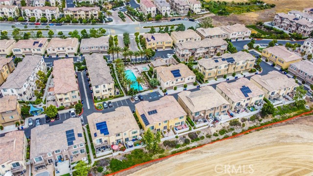 5485 San Roberto, San Diego CA: https://media.crmls.org/medias/d9fda1bc-075e-419f-8fc7-66cdf2062486.jpg