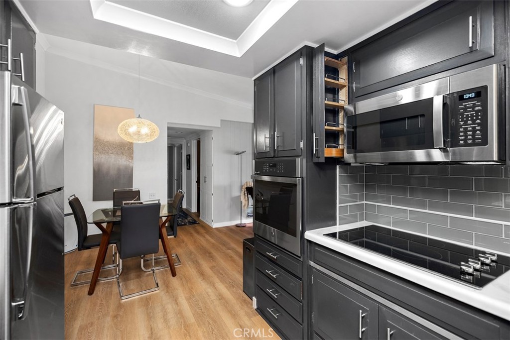 D9fde886 F399 486a 9188 4b516a2215d9