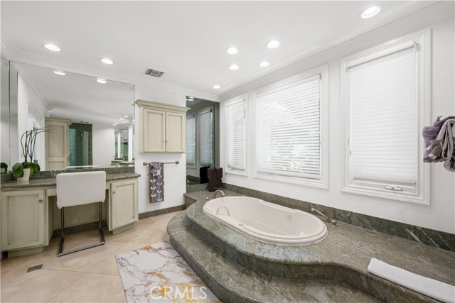 Detail Gallery Image 44 of 64 For 16221 Elisa Pl, Encino,  CA 91436 - 5 Beds | 5/1 Baths