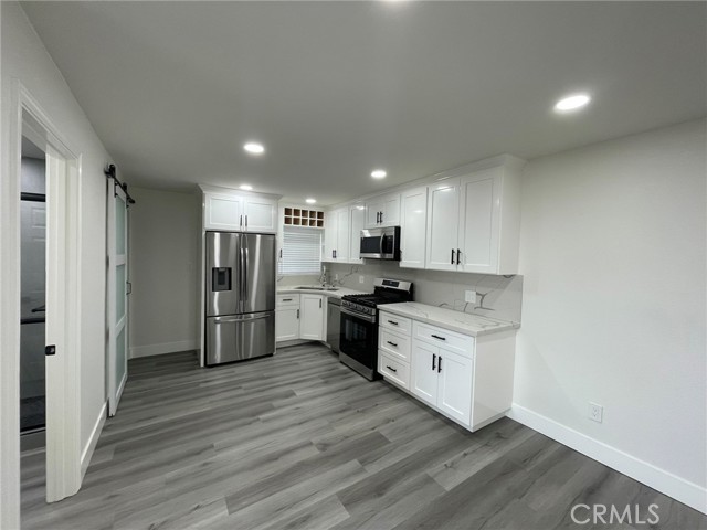 Detail Gallery Image 5 of 26 For 26346 Pawpaw Ct #2,  Corona,  CA 92883 - 2 Beds | 1 Baths