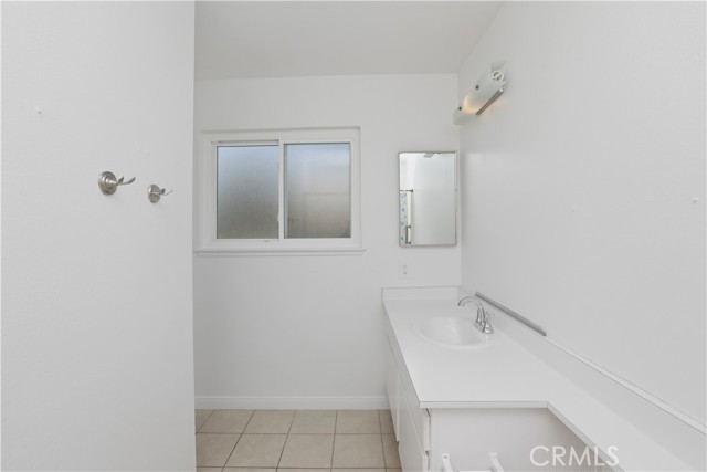Detail Gallery Image 26 of 43 For 2097 Santa Barbara, Corona,  CA 92882 - 4 Beds | 2 Baths
