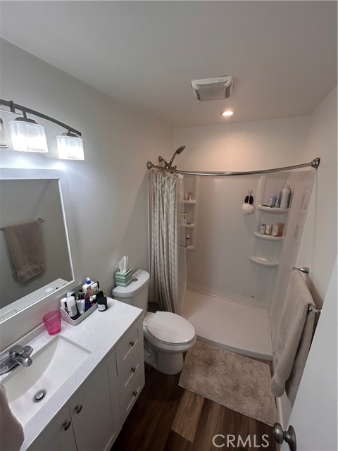 Detail Gallery Image 6 of 6 For 2121 Pacific Coast Highway #UNIT 3,  Hermosa Beach,  CA 90254 - 1 Beds | 1 Baths