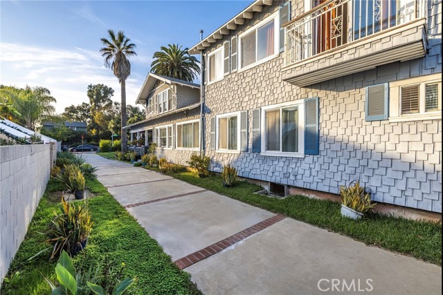 Detail Gallery Image 27 of 30 For 790 N El Molino, Pasadena,  CA 91104 - 6 Beds | 6 Baths