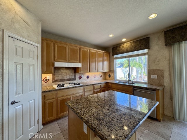 Detail Gallery Image 19 of 53 For 45632 Corte Royal, Temecula,  CA 92592 - 3 Beds | 3 Baths